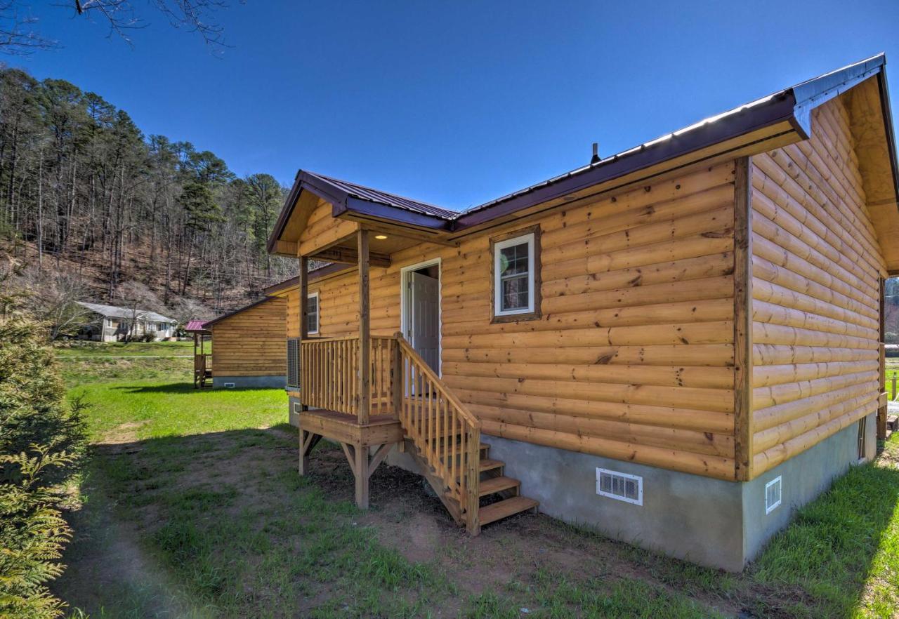 Cozy Bryson City Cabin 5 Miles To Downtown! Exterior photo